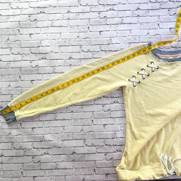 Maurices Long-Sleeve Lace-Up Pullover Sweatshirt Drawstring Hem Gray Trim Size M - Picture 13 of 16